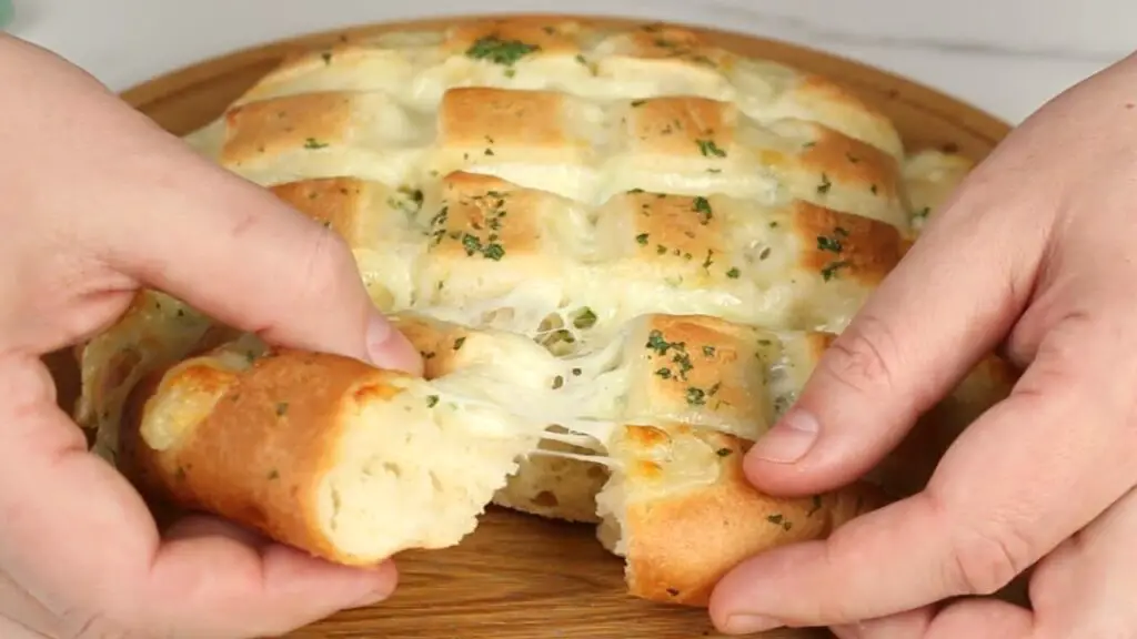 Instructions Cheese Burst Garlic Bread Recipe